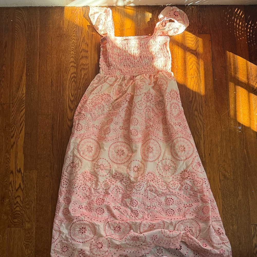 Elegant Pink Eyelet Maxi Dress